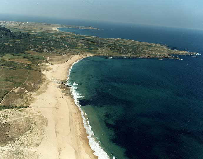 Playa nudista de Recaveira o de Espiñeirido, Porto do Son, A Coruña, Galicia.